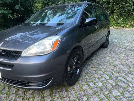 TOYOTA SIENNA 3.3 4X4 V6 24V GASOLINA 4P AUTOMÁTICO